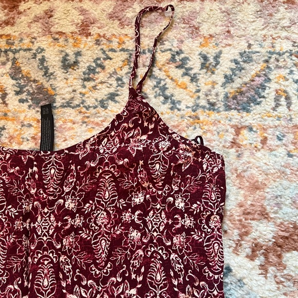 Aéropostale Red Pattern Romper - Picture 2 of 6